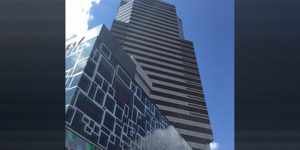 Siam Piwat Tower Office Building
